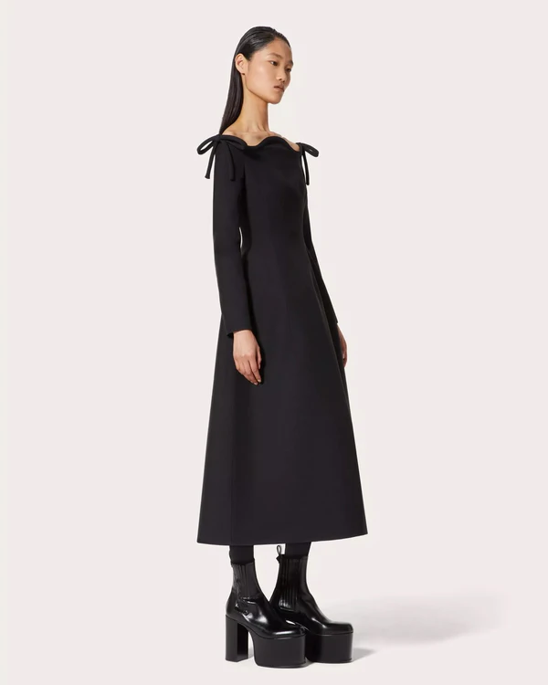 10 Gothcore-Inspired Evening Dresses