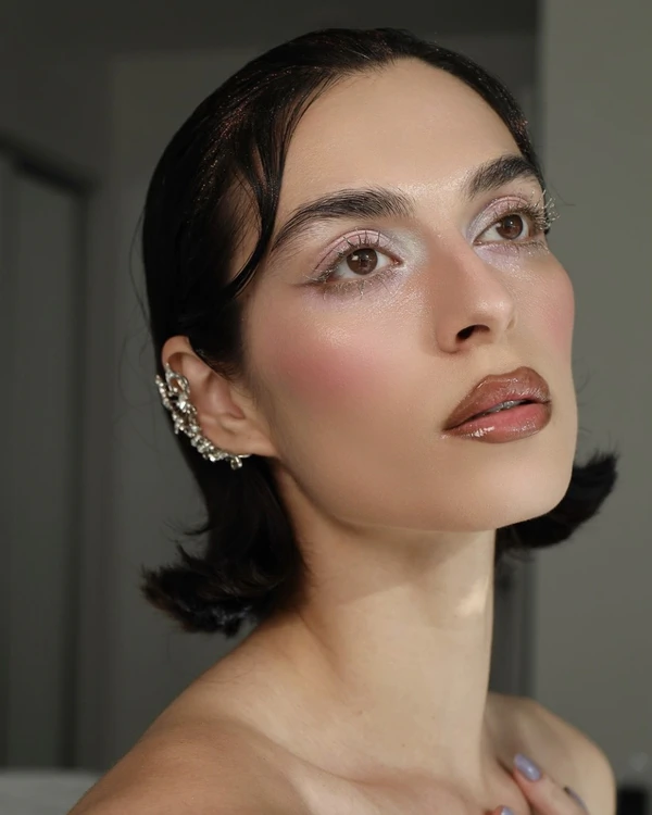 10 Beauty Influencers for Chic Bridal Makeup Inspo