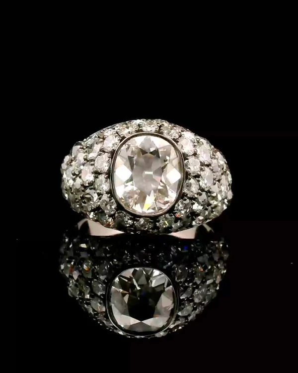 <a href="https://keltypelechytik.com/products/suri">Kelty Pelechytik Fine Jewelry</a>