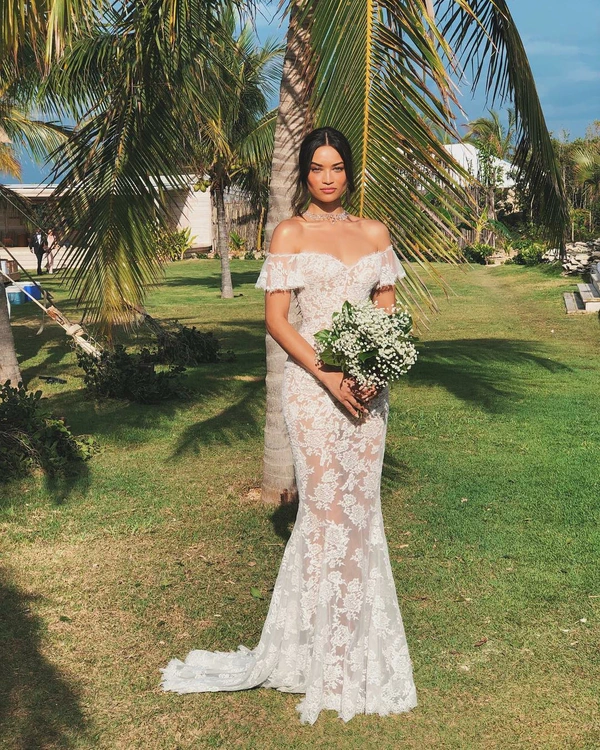 5 Famous Models and their Stylish Wedding Gowns