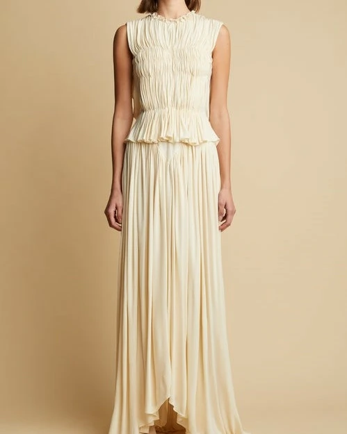 21 Maternity Dresses for Brides