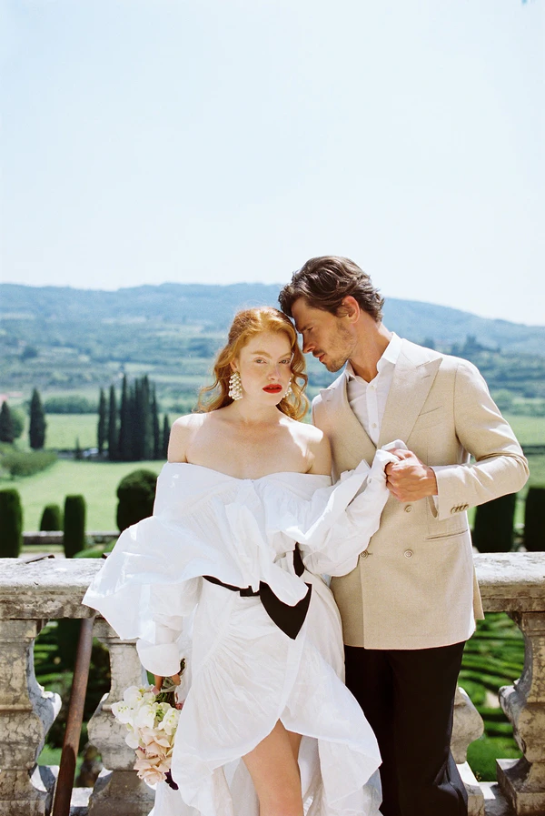 A Fusion of History, Elegance, and Love in the Wedding Editorial