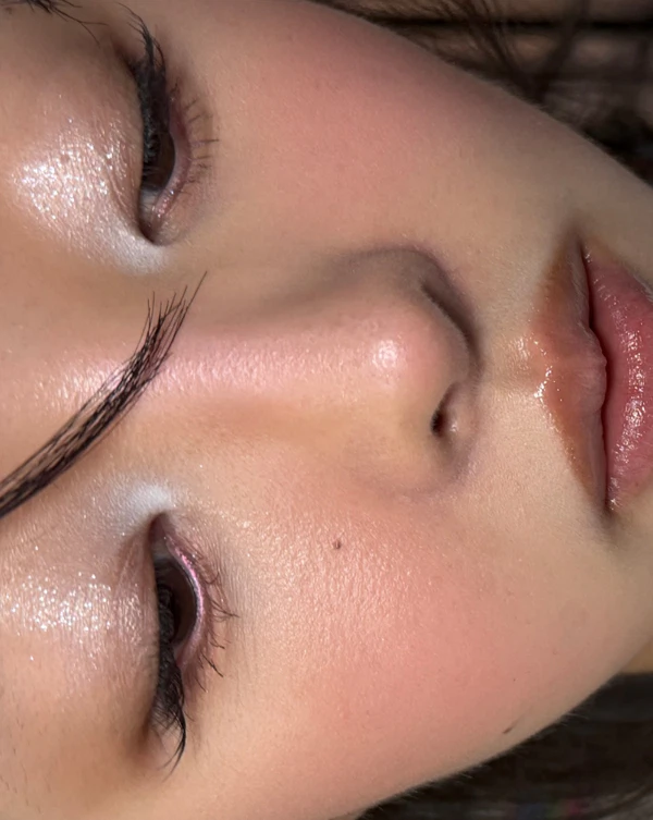 30 Sheer Makeup Looks for Skin-First Bridal Beauty — photo 2