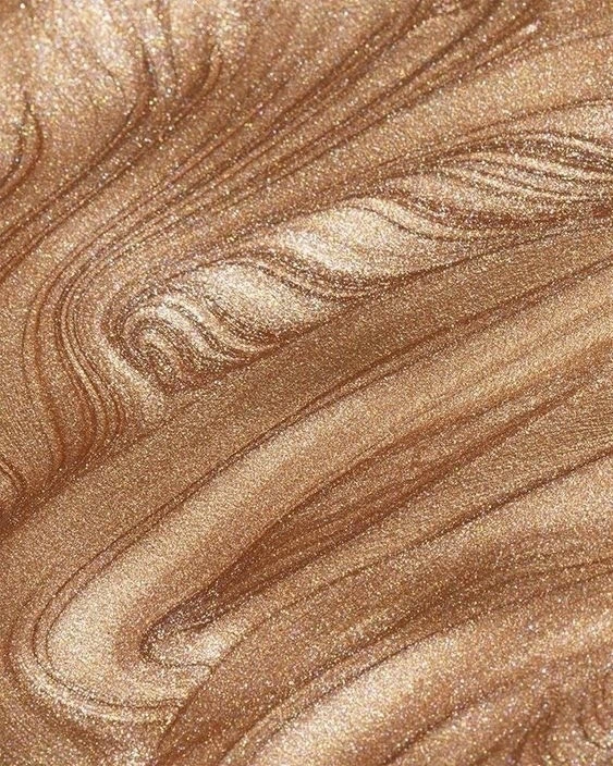 The 7 Best Body Luminizers For Glowing Skin — photo 2