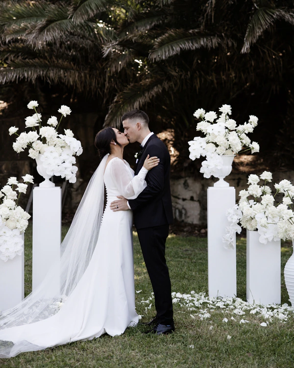 Real Wedding: Abby & Jonathon — photo 1