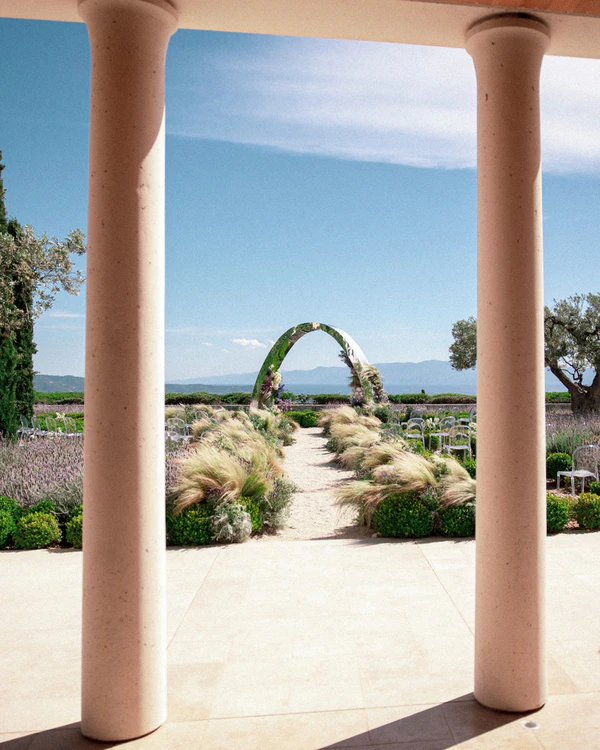 <a href="https://www.instagram.com/p/DVeooXwFCxG/?img_index=1" target="_blank">Amanzoe, Photography: Andreas Sellinidis</a>