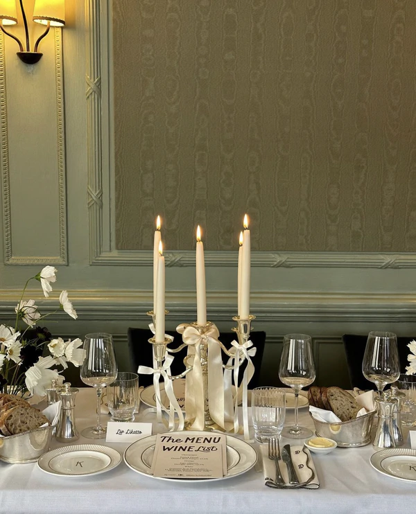It's House Parties Season: Christmas Tables Trends