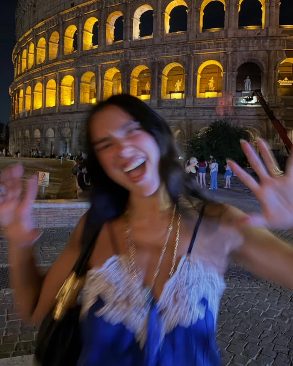 Content: <a href="https://www.instagram.com/p/DaDHgROjLNn/?hl=en&amp;img_index=1">Dua Lipa</a>