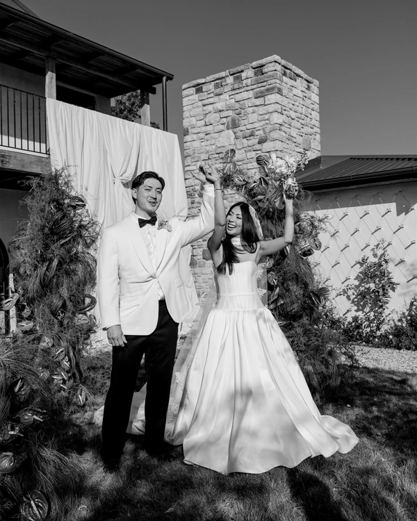 A Slim Aarons Inspired Wedding with Tropical Touches in the Byron Bay Hinterland