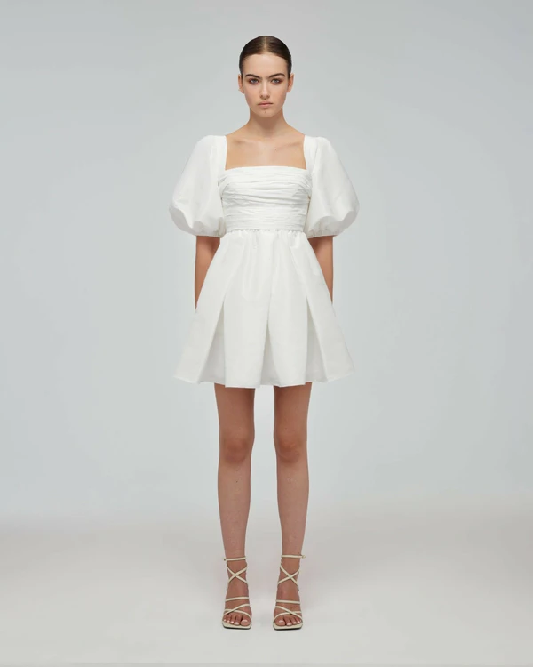 21 Maternity Dresses for Brides