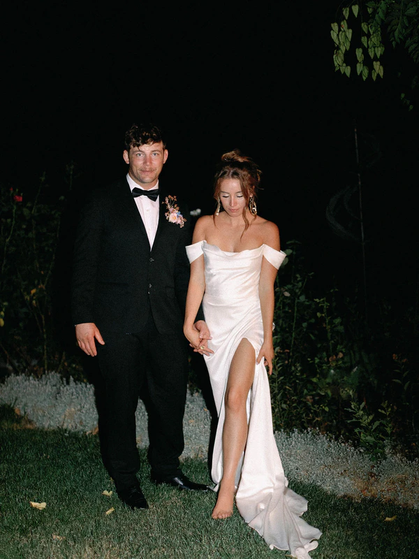 An Authentic Garden Wedding Editorial — photo 24