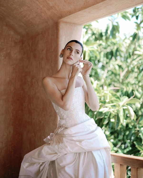 This Annie’s Ibiza Bride Said "I Do" in Careyes, Where Bold Architecture Meets Cinematic Ocean Vistas