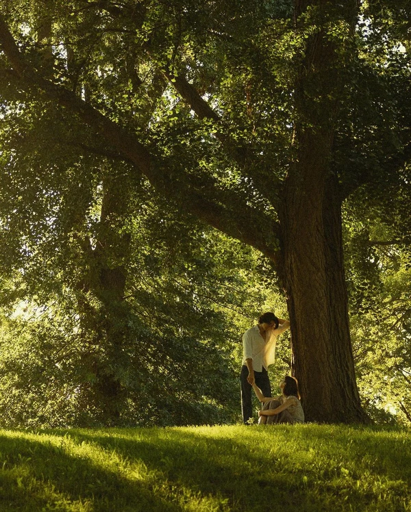 How to Create Meaningful Traditions as a Couple