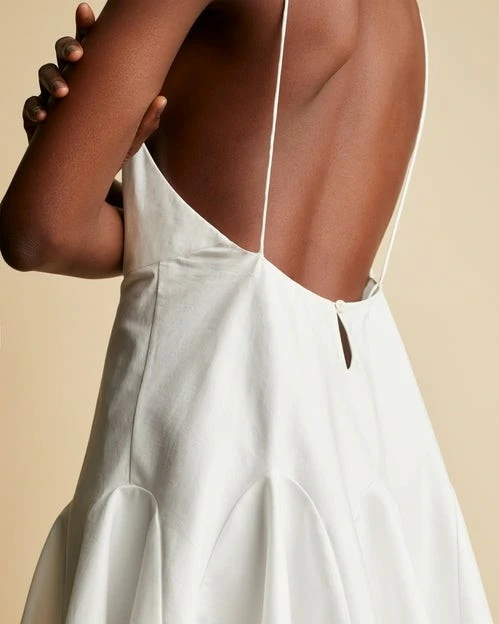 21 Maternity Dresses for Brides
