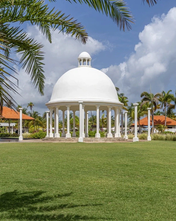 <a href="https://thewed.com/venues/hyatt-regency-grand-reserve-puerto-rico">Hyatt Regency Grand Reserve Puerto Rico</a>
