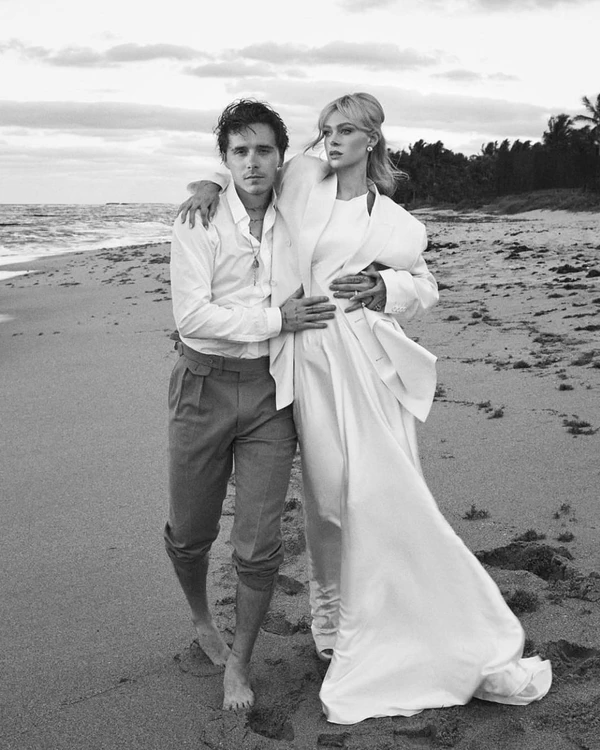 Bridal Shoes for a Beach Ceremony — photo 1