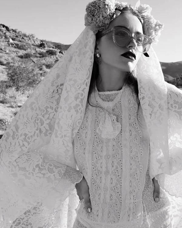 40 Statement Accessories to Complete Your Wedding Wardrobe