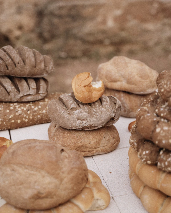 An Intimate Menorca Quarry Wedding with Avant-Garde Design & Vintage Bridal Looks