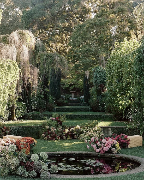 How to Navigate Different Wedding Visions as a Couple