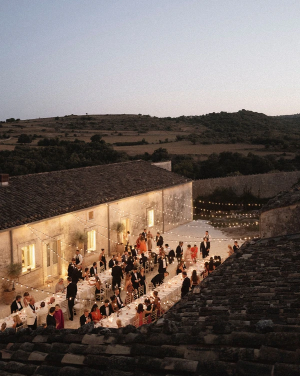 Wedding Guest Etiquette Guide