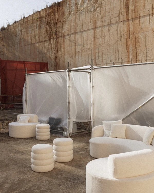 An Artistic Wedding Amongst a Breathtaking Quarry in Mallorca