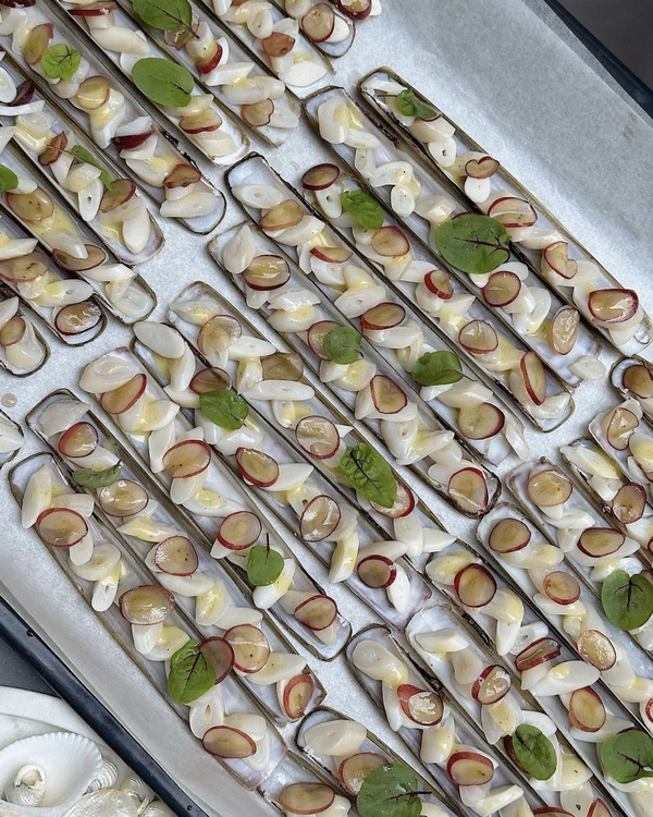 Trend: Modern Grazing Tables