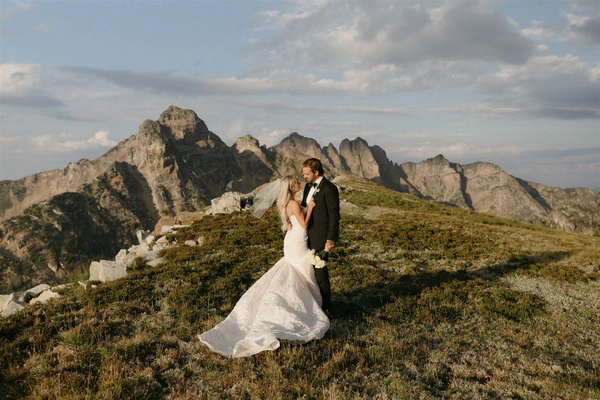 Micro-Wedding in the Middle of Nowhere