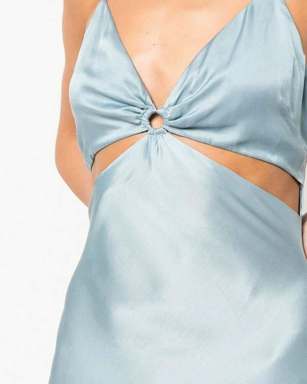 These Dresses Are Perfect for a Seaside Ceremony