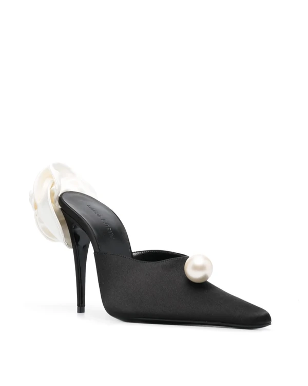 Same-Sex Wedding: Brides Outfit Ideas