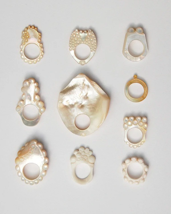 35 Ocean-Inspired Accessories to Complete Your Beach Bridal Look — photo 1
