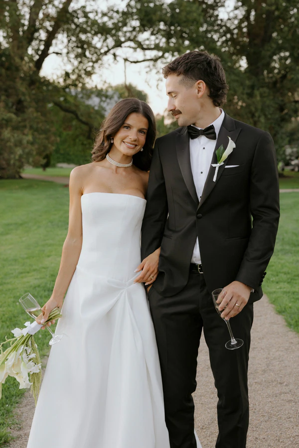 Evia Zachariah, wedding photographers in Melbourne, Australia — portfolio photo 9