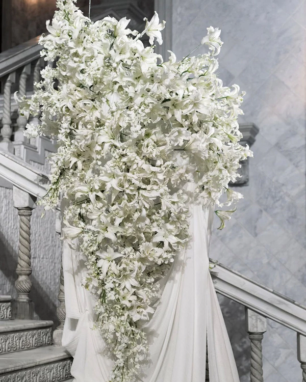 30 Vintage-Inspired Floral Arrangements That Make Nostalgia Feel New