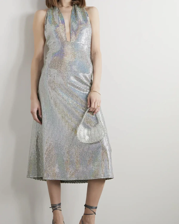 10 Stunning Silver Wedding Dresses