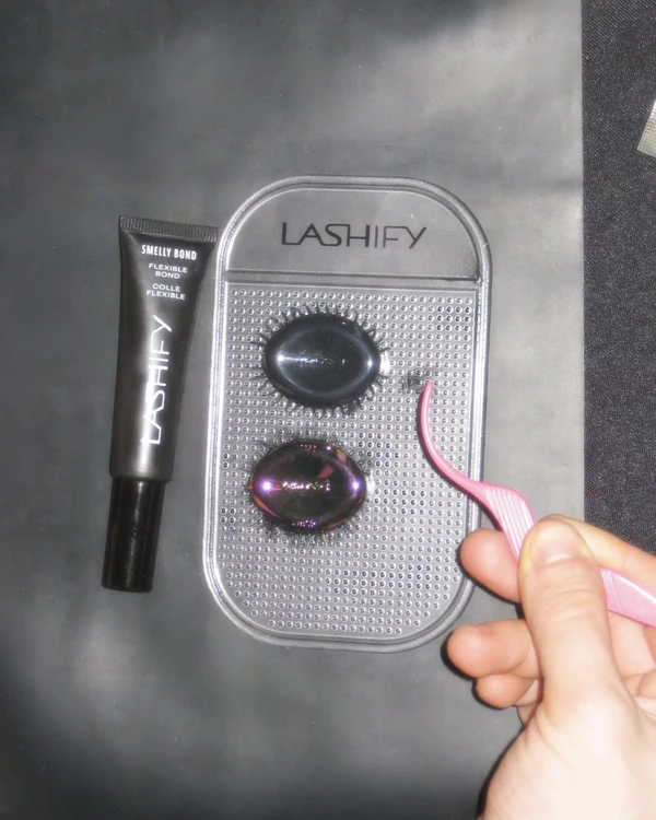 10 False Lash Brands Bridal Makeup Artists Swear By