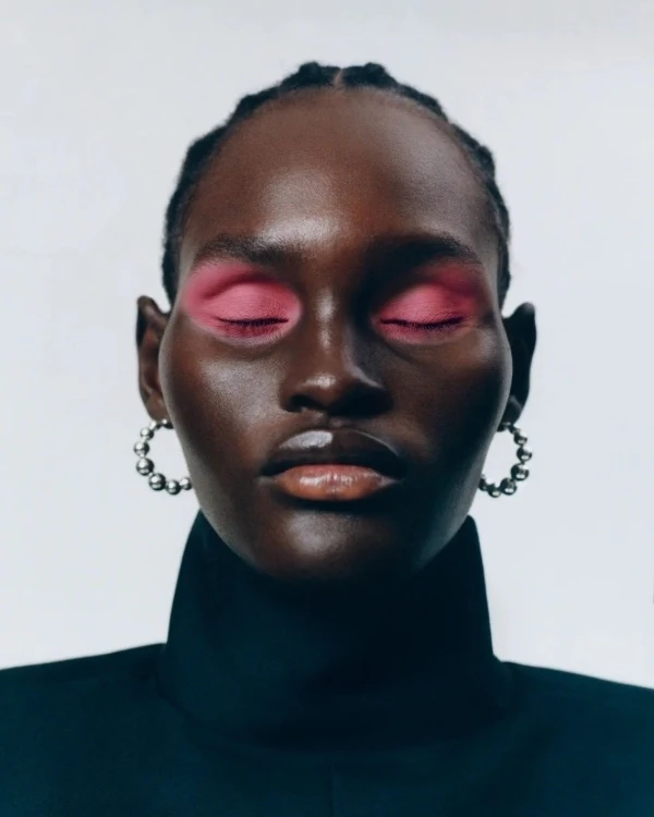 5 Stunning Melt-Proof Bridal Makeup Ideas for a Summer 2025 Wedding