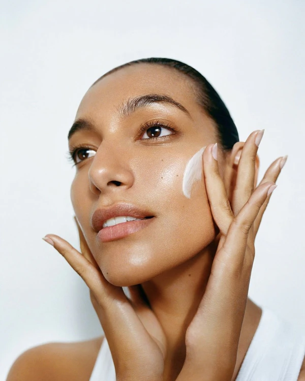 13 Holy Grail Beauty Products Top Bridal Makeup Artists Swear By