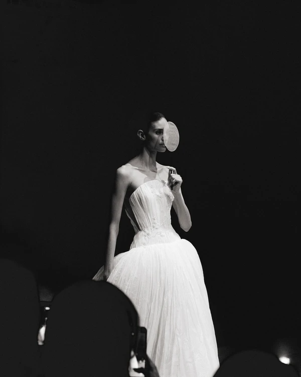 Photography: <a href="https://www.instagram.com/ceremonybyalexmari/">Alex Mari</a>