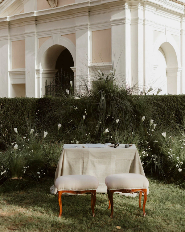A Heartfelt & Elegant Celebration Amongst the Italian Countryside