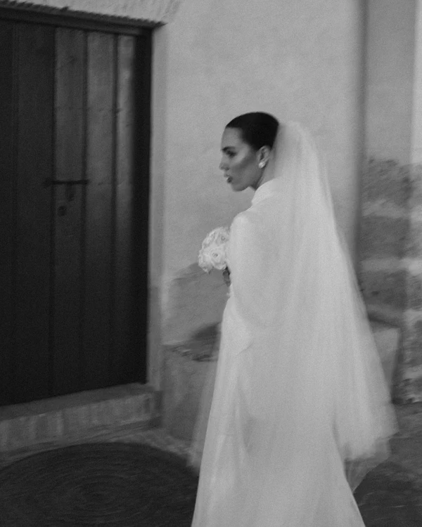 5 Hairstyles Perfect for a Veil