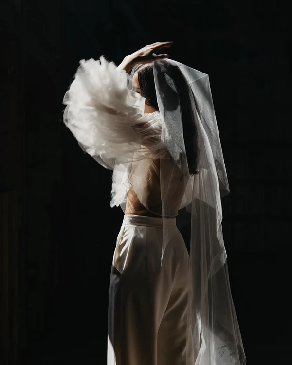 15 of Our Favorite Veil Brands