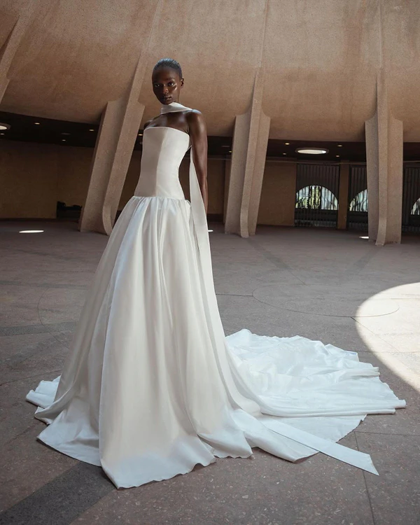 40 Chic Veil Alternatives: Trendy Bridal Accessories for a Modern Look