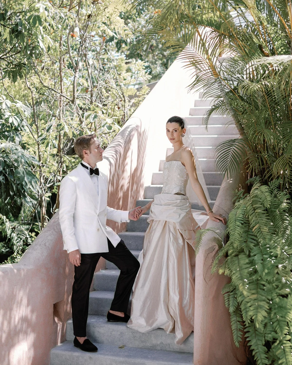 This Annie’s Ibiza Bride Said "I Do" in Careyes, Where Bold Architecture Meets Cinematic Ocean Vistas