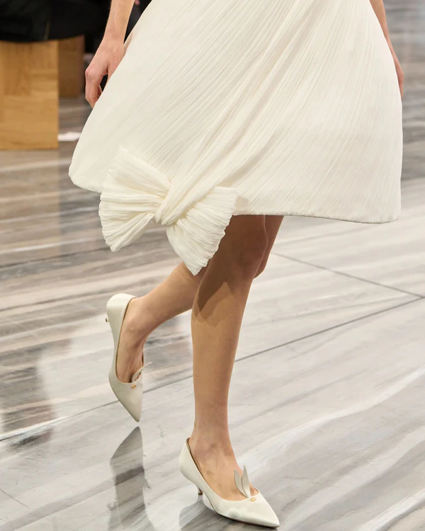30 Best Bridal Pumps for the Trendsetter Bride