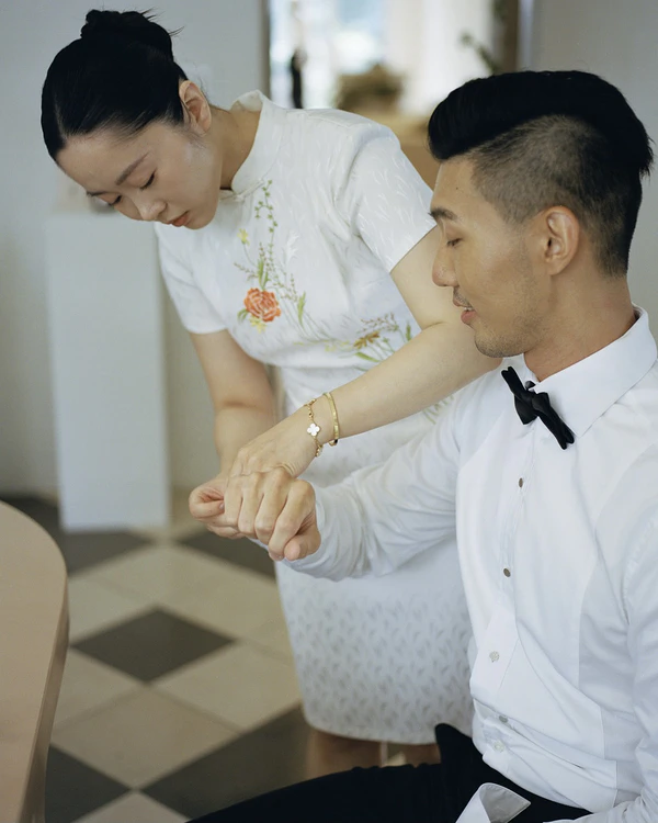 Real Wedding: Lucy & Alan
