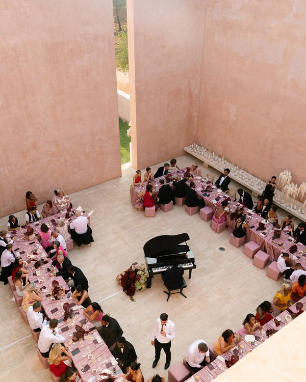 Is Asking Friends and Family to Help with Your Wedding a Good Idea?