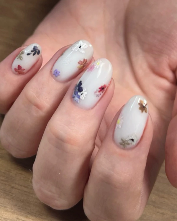 35 Unique Nail Art Designs to Elevate Your Wedding Look