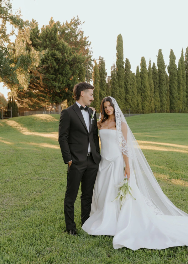 Evia Zachariah, wedding photographers in Melbourne, Australia — portfolio photo 1