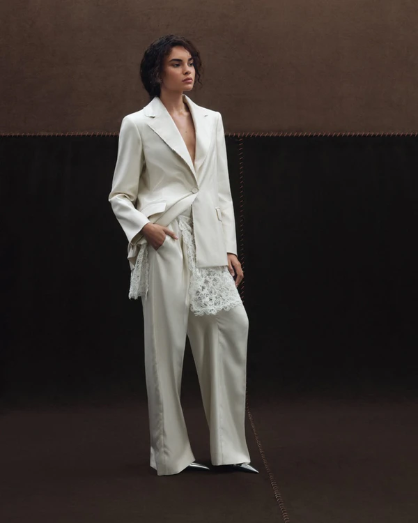 Lein Showcases 2025 Bridal Collection — photo 2