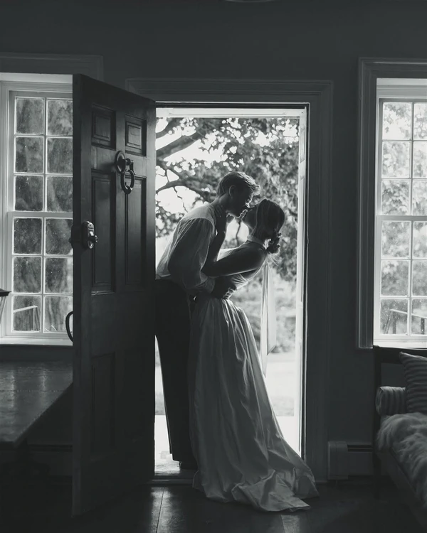 Planning Your Wedding? Don’t Skip the Engagement Photo Shoot—Here’s Why