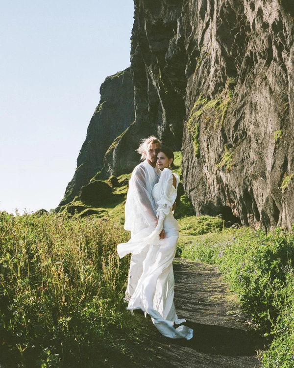 Summer Wedding: Pros & Cons